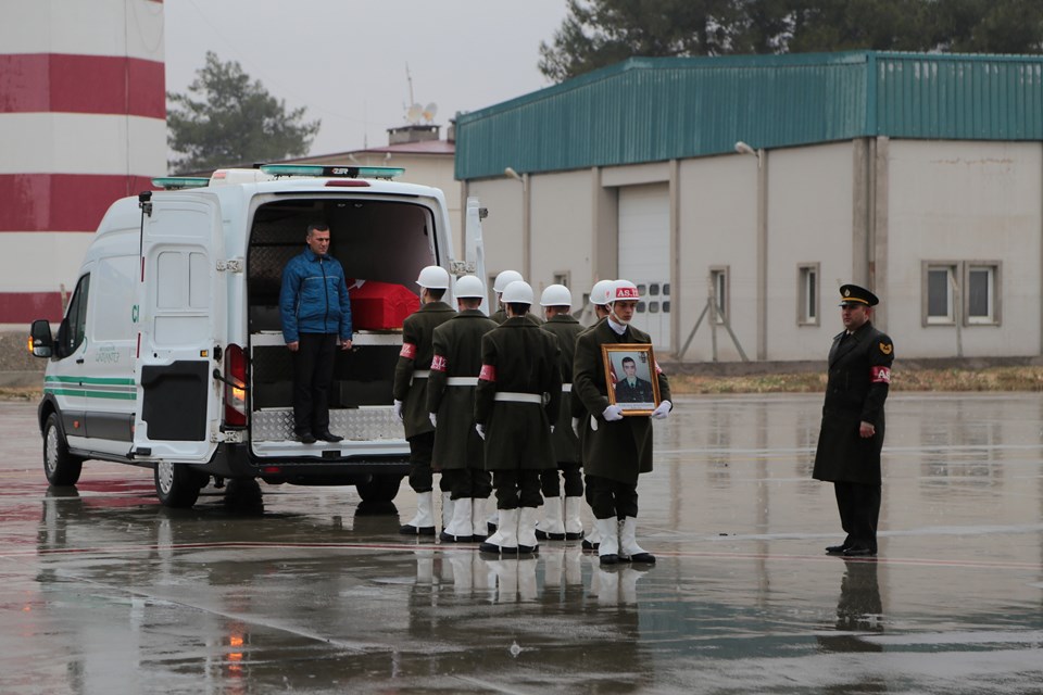 Afrin şehidi Astsubay Üstçavuş Musa Özalkan'a veda - 8