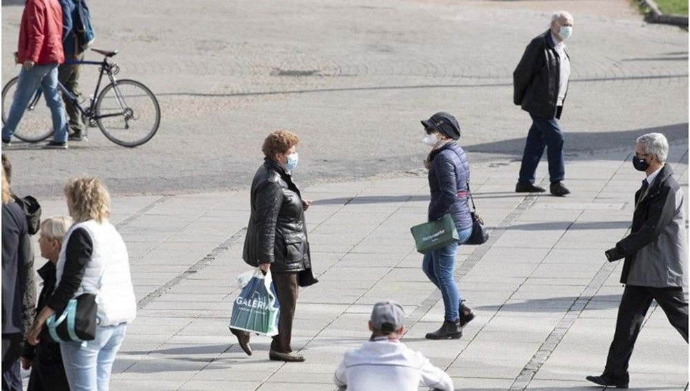 Avrupa ülkelerinde Covid-19 vakaları artıyor, kısıtlamalar geri geliyor - 9