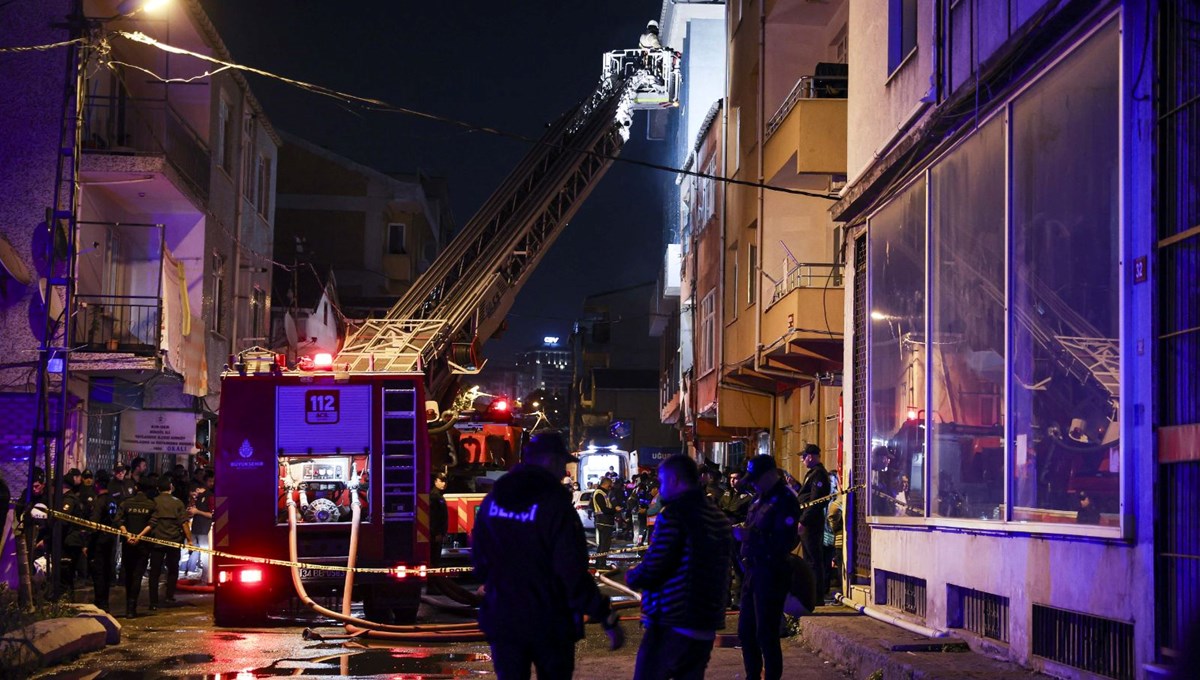 İstanbul Kadıköy'de bir binada patlama: 3 kişi hayatını kaybetti