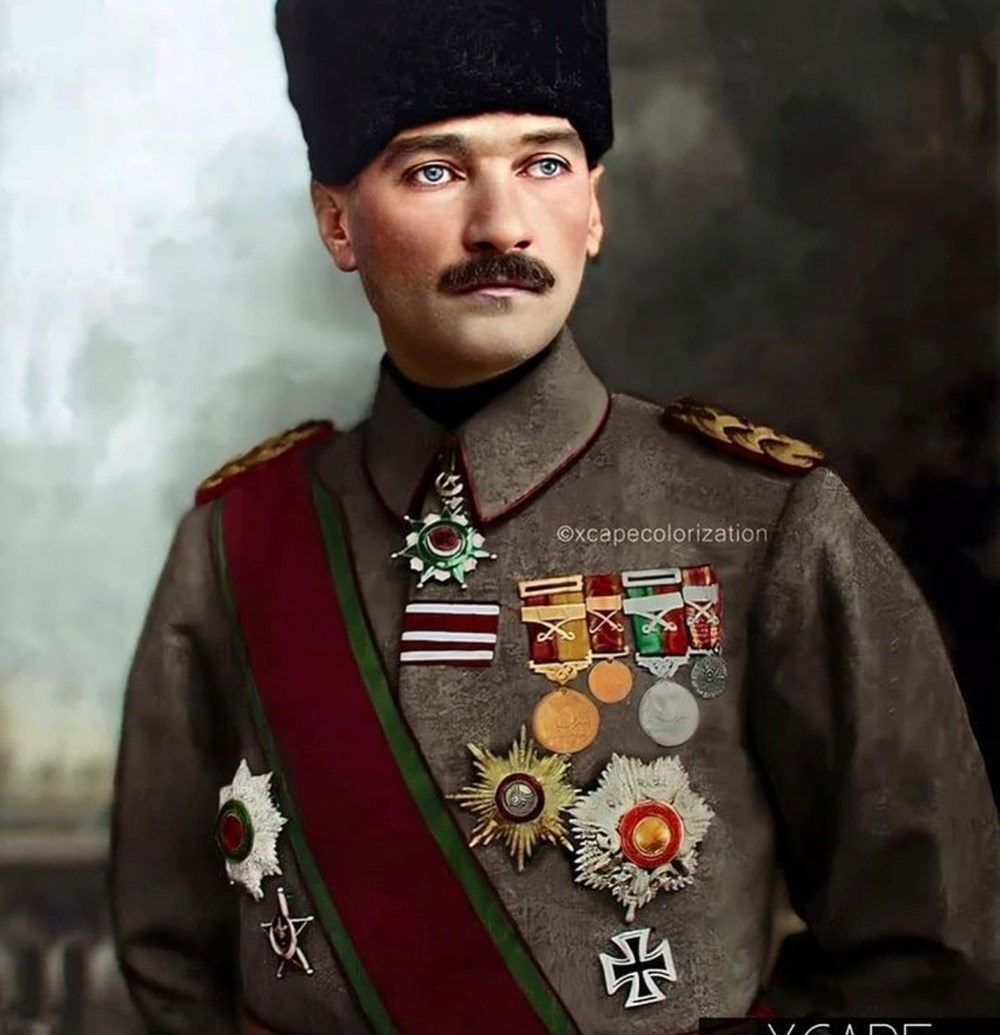 Ünlülerden 19 Mayıs Atatürk'ü Anma Gençlik ve Spor Bayramı mesajları (2022) - 2