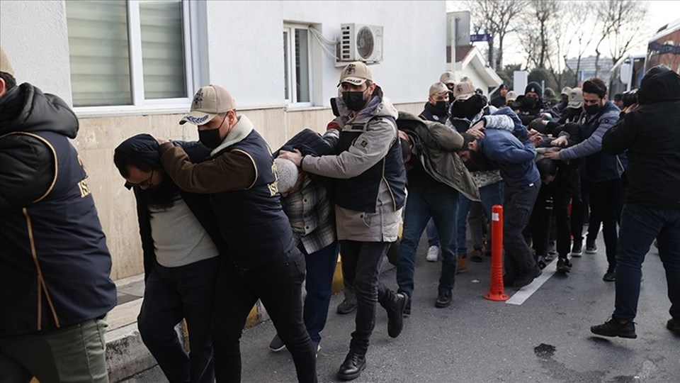 Kilise saldırısıyla bağlantılı 17 DAEŞ'li yakalandı - 1