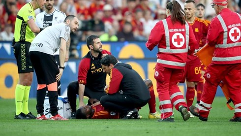 Serie A'da yürekler ağza geldi: Roma maçında korkutan anlar