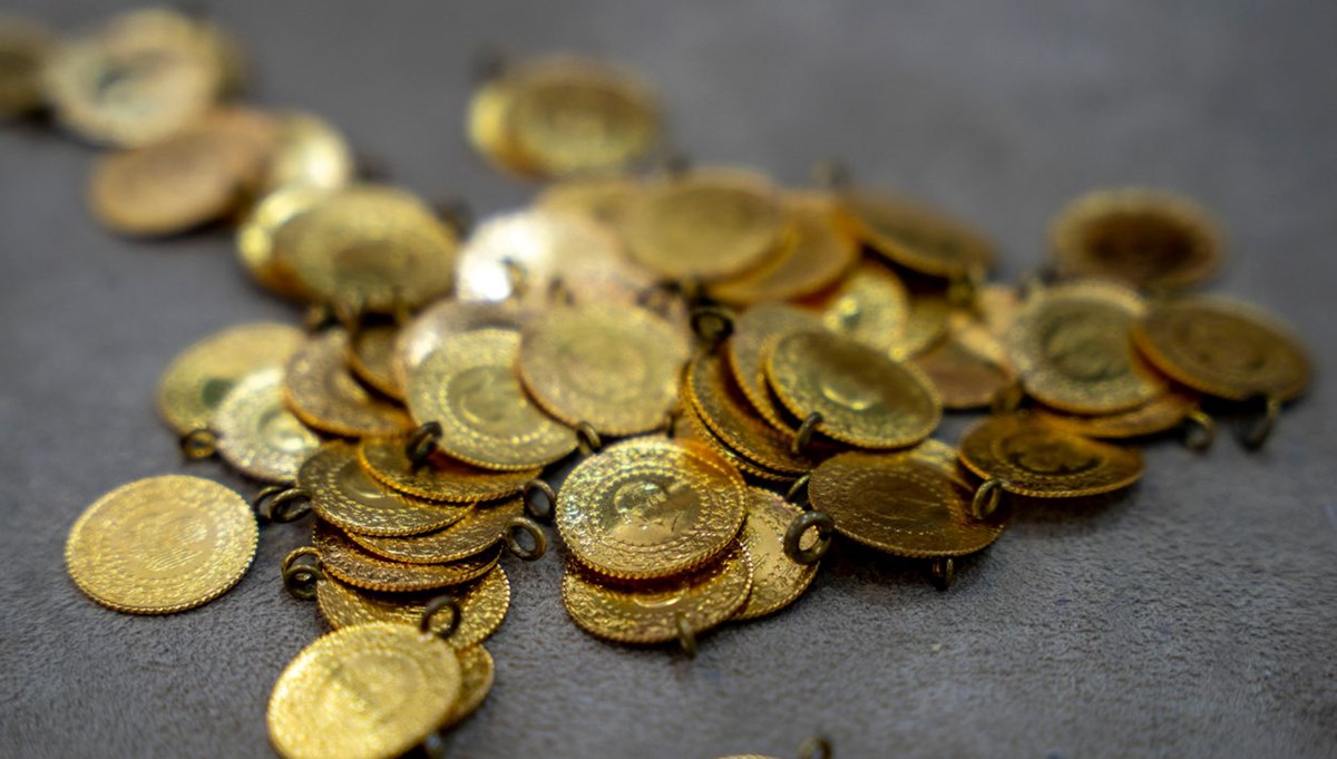 Dolar güçlendi, altın haftalık kayıp yaşadı