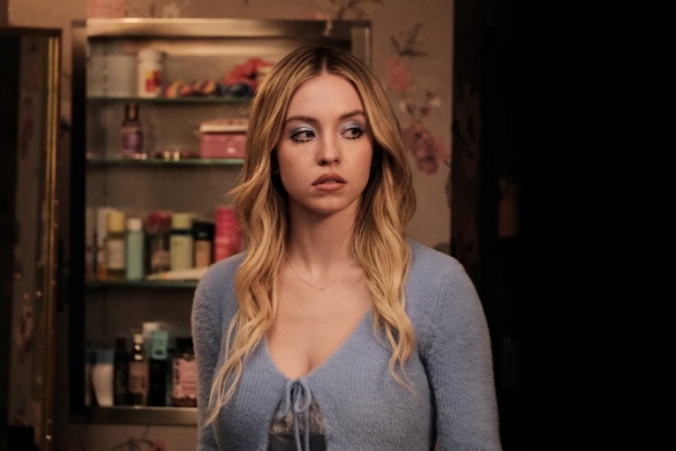 Sydney Sweeney, Euphoria'nın 3. sezonu hakkında konuştu - 1