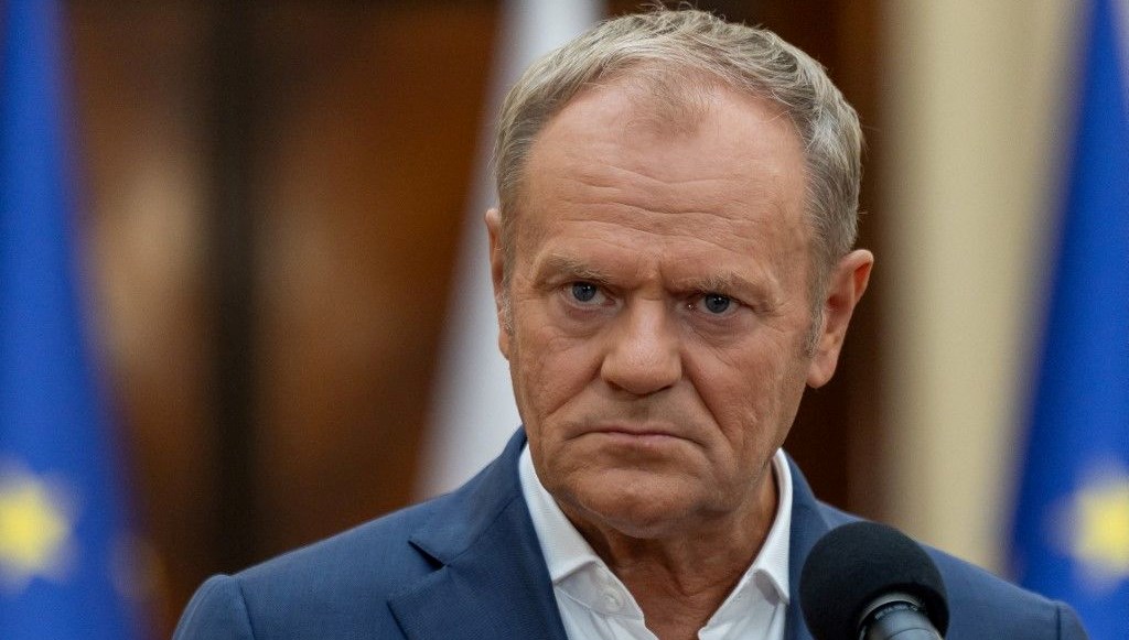 Polonya Başbakanı Tusk'un arabası çalındı