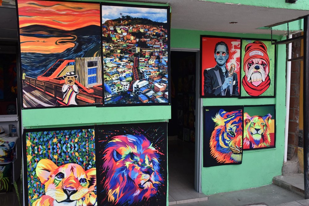 Kolombiya'nın tehlikeli bölgesi Comuna 13 çetelerden arındıktan sonra cazibe merkezi oldu - 14