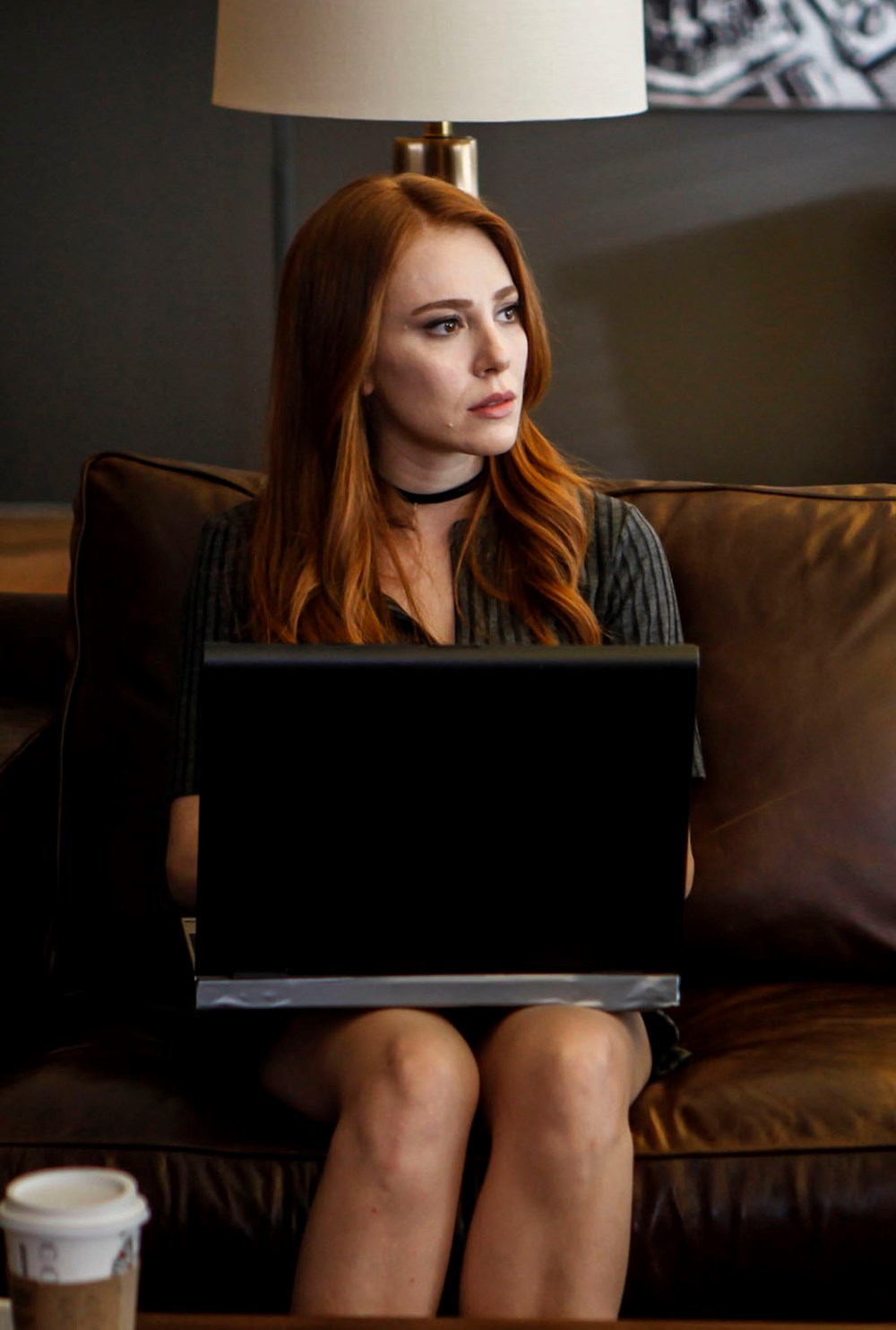 Elçin Sangu�nun annesi Başay Okay kızımın istikbalini engelledi