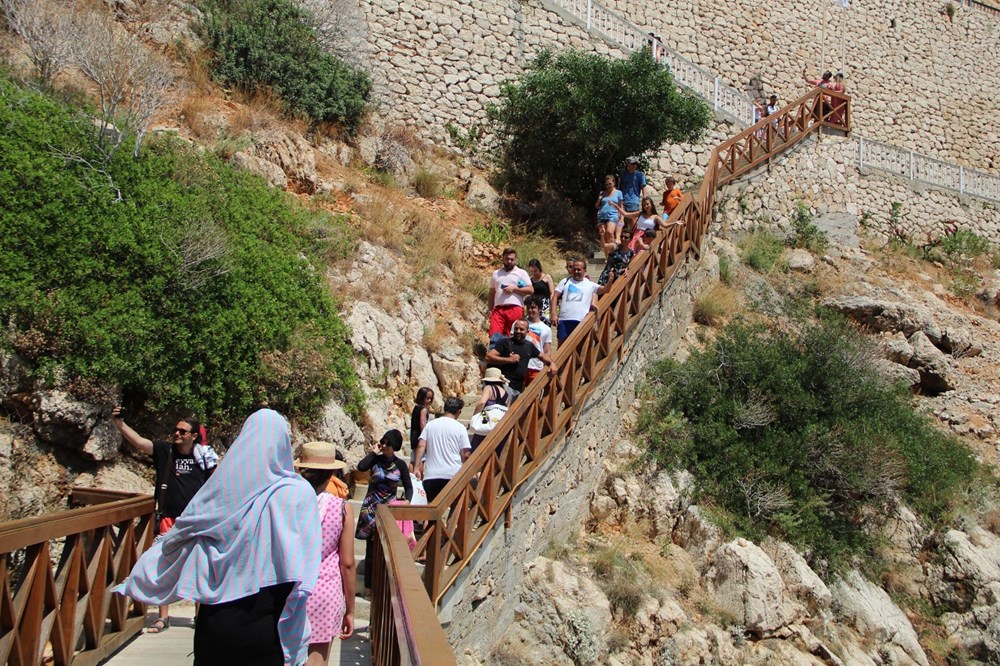 Antalya'nın dünyaca ünlü Kaputaş Plajı'na yoğun ilgi - 10