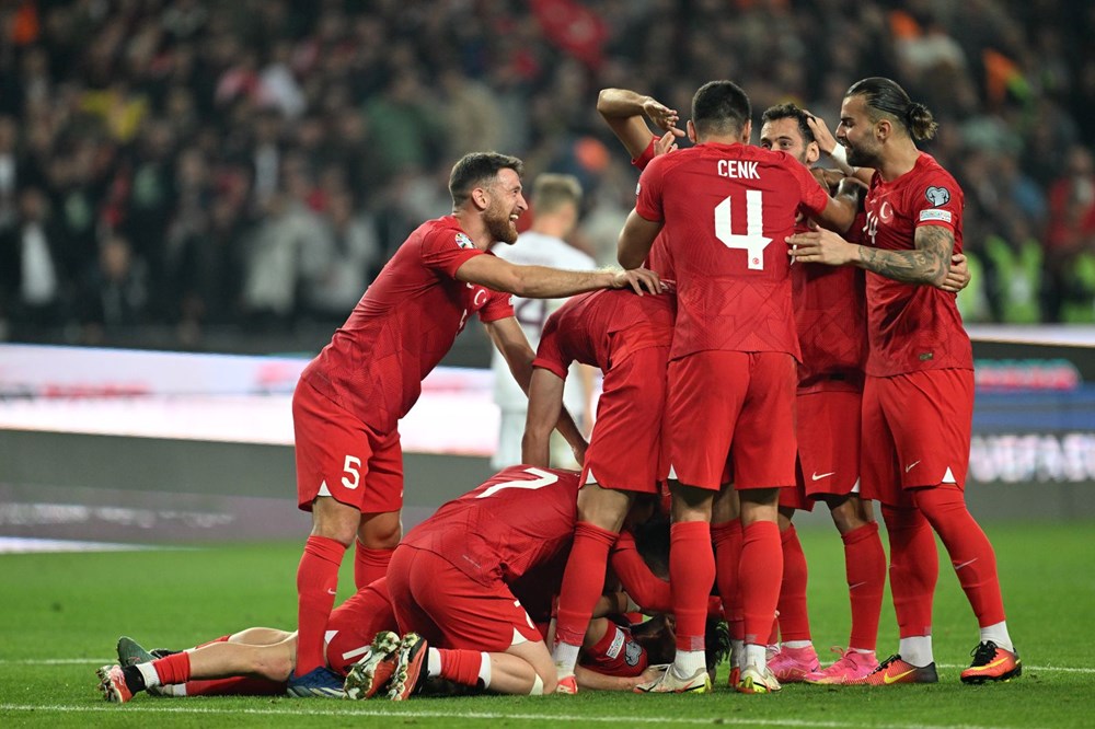 Türkiye A Milli Futbol Takımı, Euro 2024 biletini aldı 7 Türkiye A Milli Futbol Takımı, Euro 2024 biletini aldı - 5