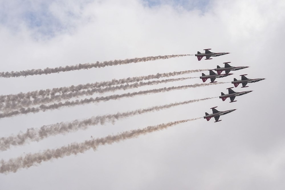 Türk Yıldızları'ndan TEKNOFEST KKTC'de gösteri uçuşu - 3