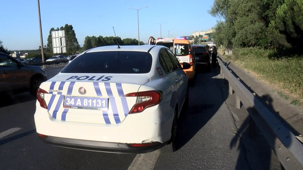 İstanbul'da TEM Otoyolu kenarında ceset bulundu