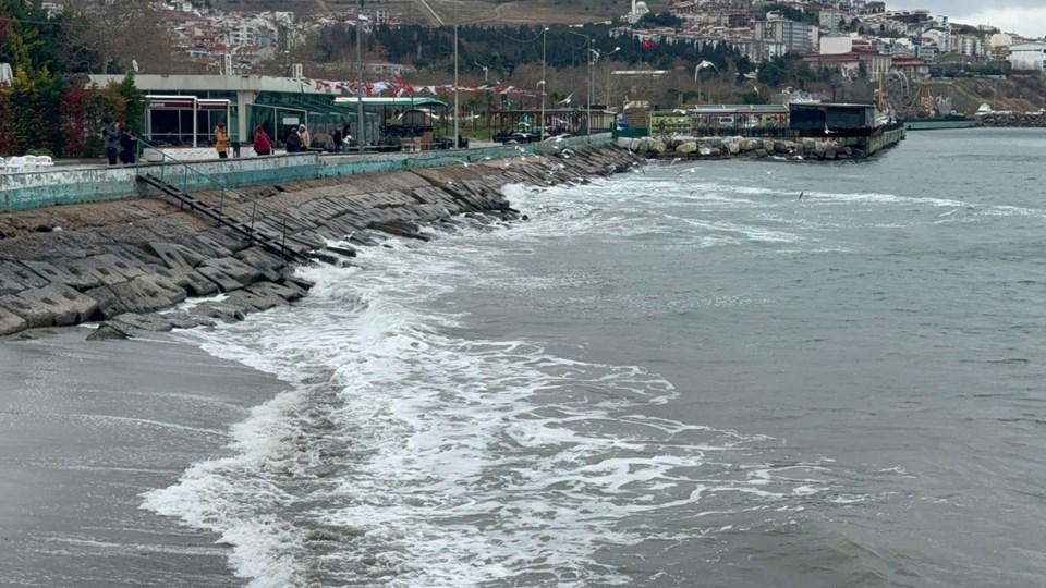 Marmara Denizi ulaşımına poyraz engeli - 1