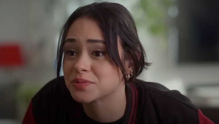 Bahar dizisinin Parla'sı Sena Kalıp kimdir?