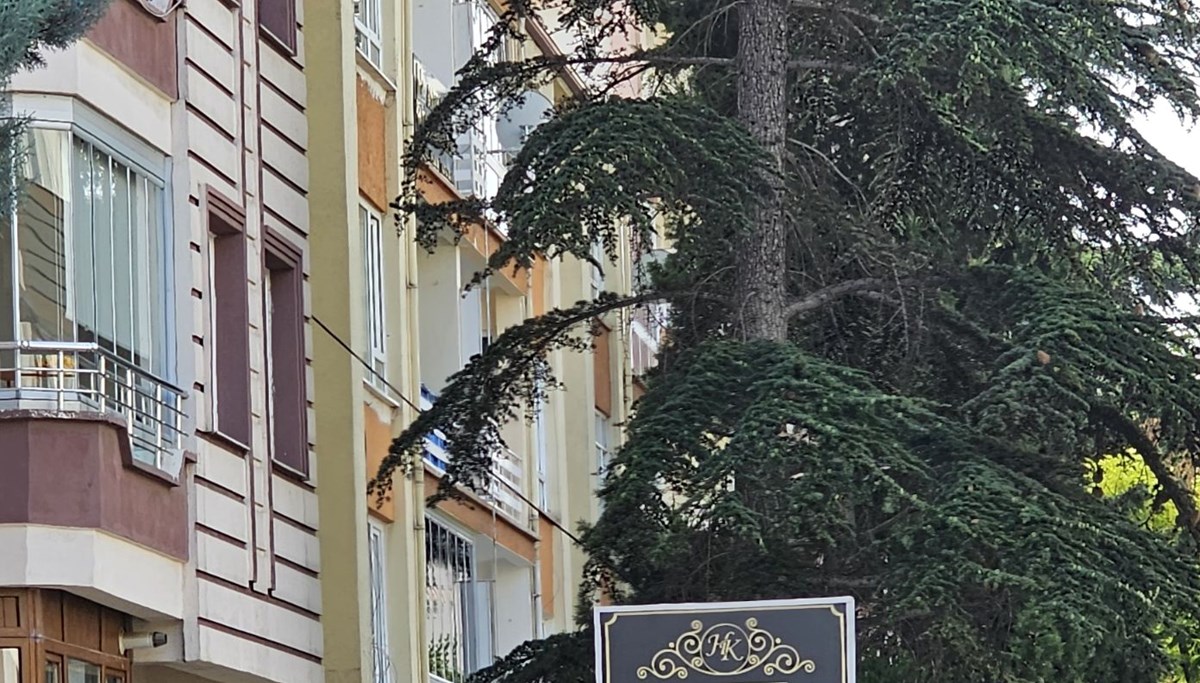 Çorum’da hareketli saatler: “3 saat içinde görüşmezsek evi patlatacağım” Çorum’da hareketli saatler: “3 saat içinde görüşmezsek evi patlatacağım”