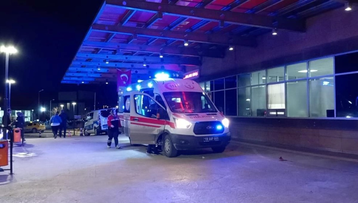 Doktorla tartışan alkollü şahıs kendini bıçakladı Doktorla tartışan alkollü şahıs kendini bıçakladı