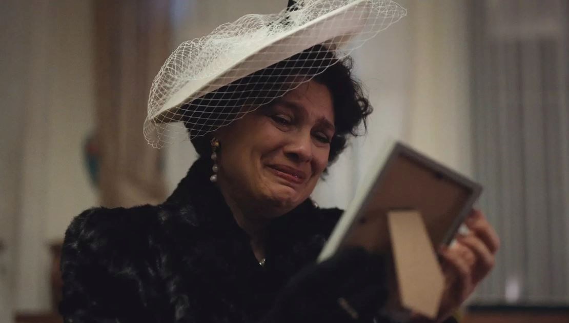 Dilek Taşı'nda Figen'in annesi göründü: Fatma karakterine hayat veren Feride Çetin kimdir?