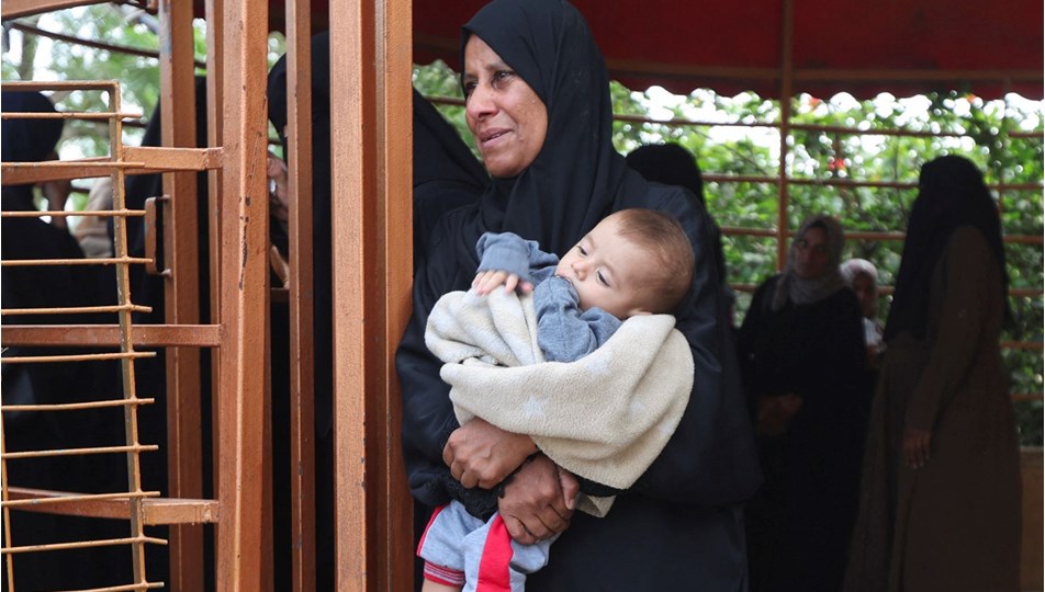 Gazze'de İsrail saldırılarında ölen çocuk sayısı 20 bini aştı