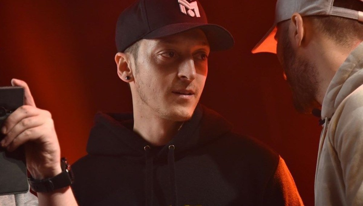 Mesut Özil'den Filistinli çocuklar için bağış