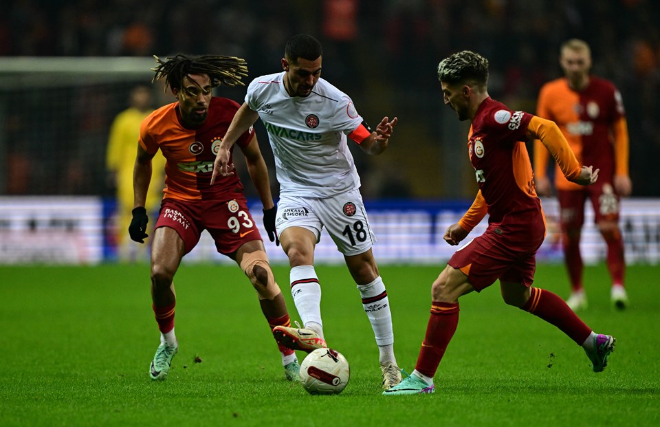 Galatasaray, derbi öncesi hata yapmadı, Karagümrük'ü tek golle geçti - 1