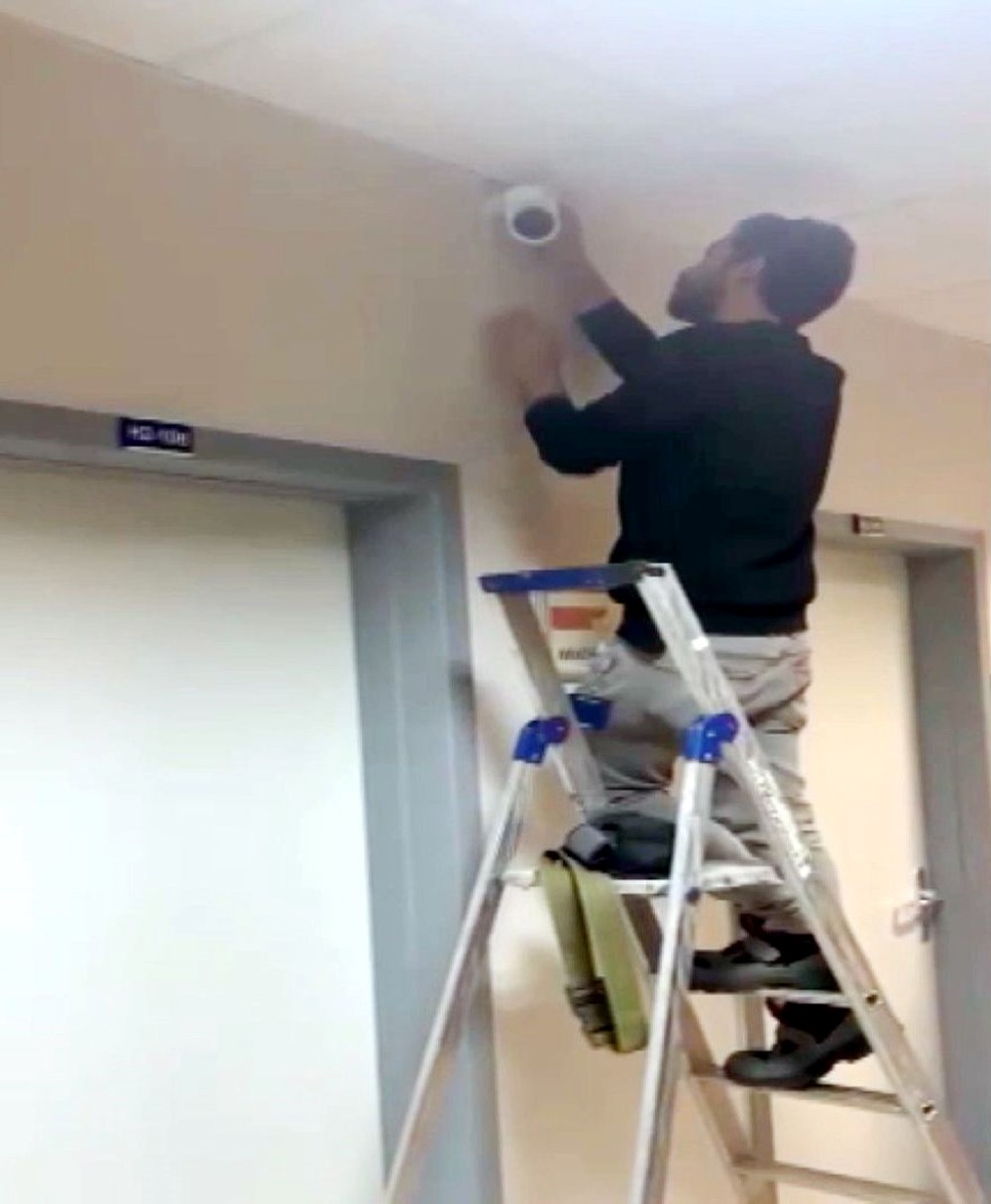 Üniversite hastanesinde profesöre 'gizli kamera' soruşturması - 4