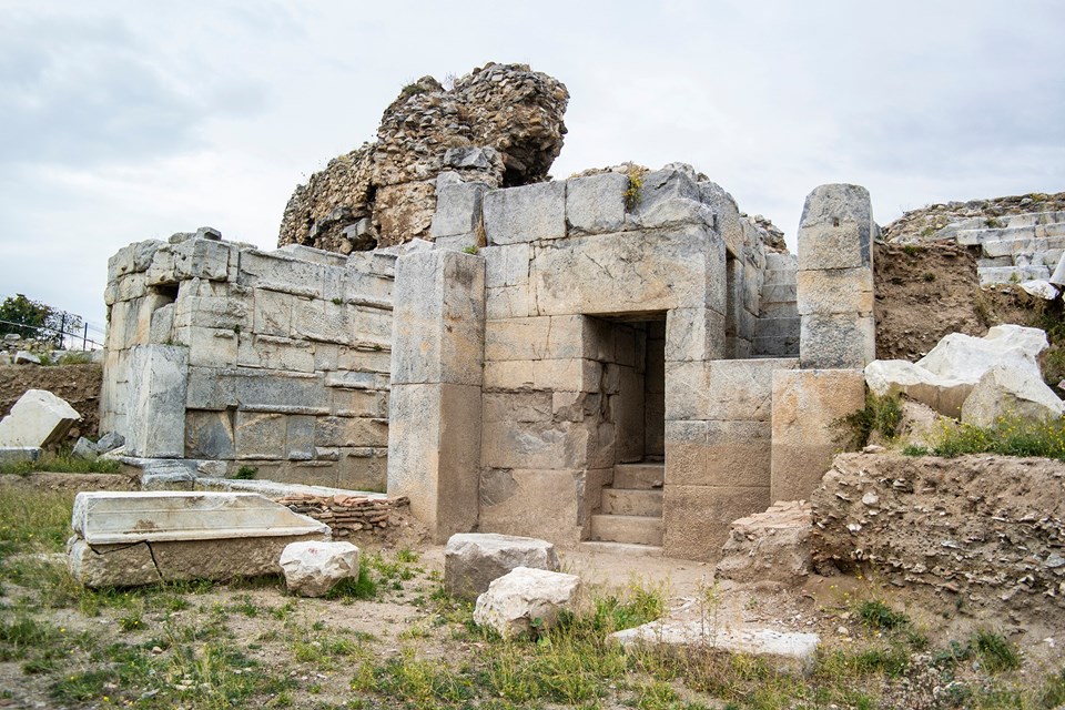 İznik Roma Tiyatrosu kazılarında yeni keşif - 4