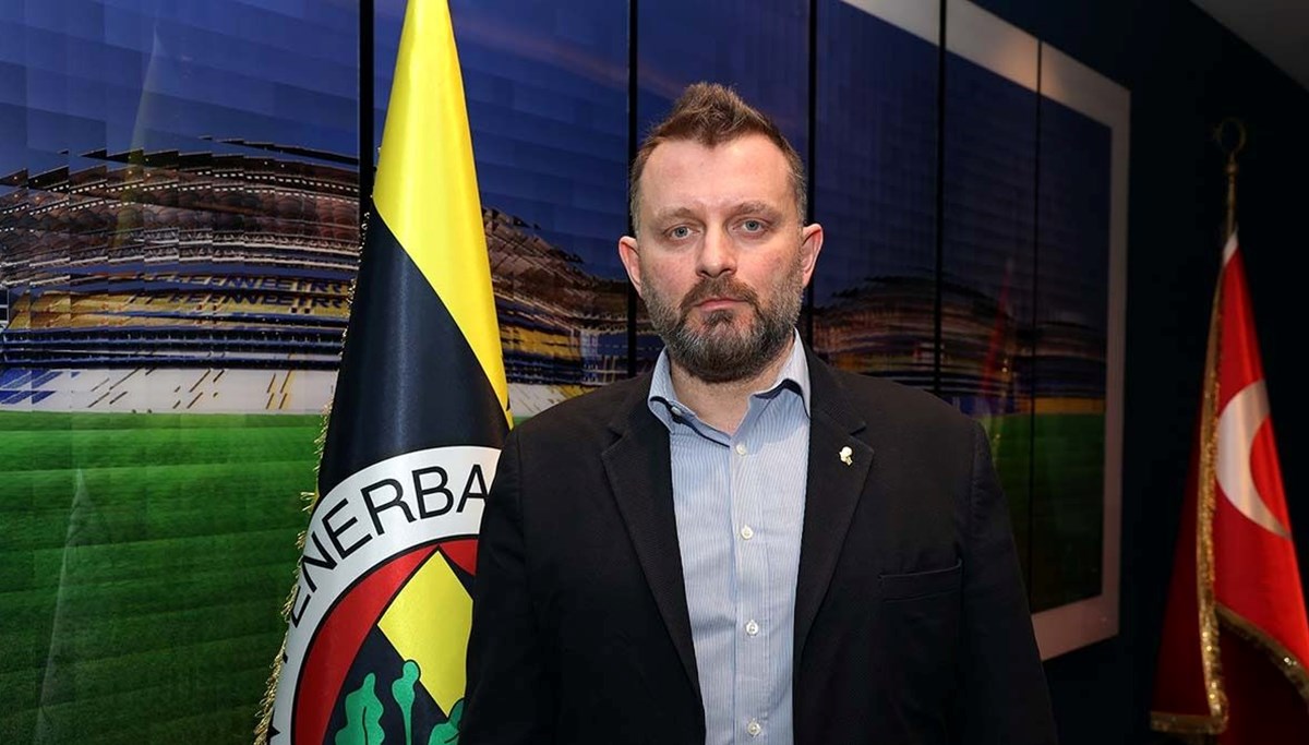 Selahattin Baki kimdir? Fenerbahçe Yönetim Kurulu üyesi Selahattin Baki kaç yaşında, ne iş yapıyor? Selahattin Baki kimdir? Fenerbahçe Yönetim Kurulu üyesi Selahattin Baki kaç yaşında, ne iş yapıyor?