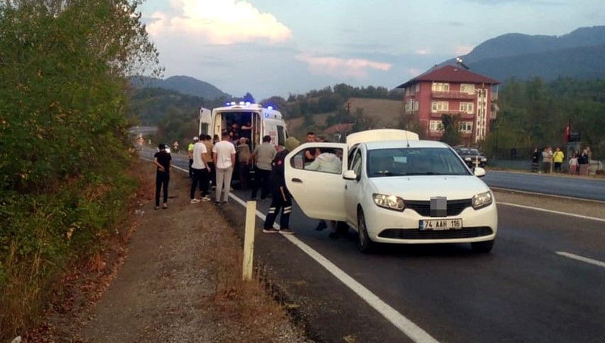 Eşine araç kullanmayı öğretirken kaza yaptı: 1 yaralı