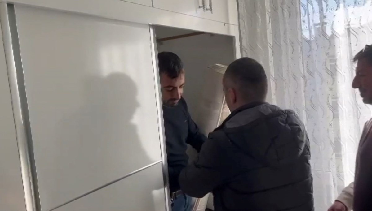 Hırsızlık şüphelisi saklandığı dolapta yakalandı Hırsızlık şüphelisi saklandığı dolapta yakalandı