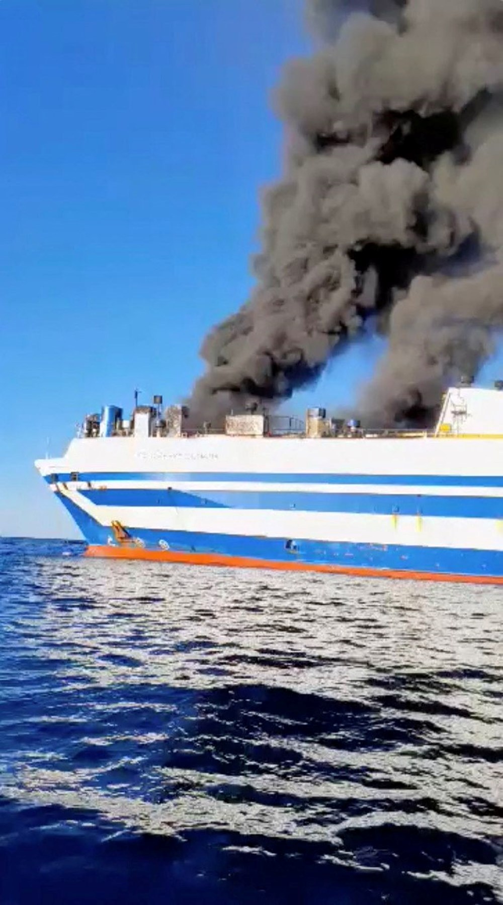 Yunanistan'da yolcu gemisinde yangın - 2