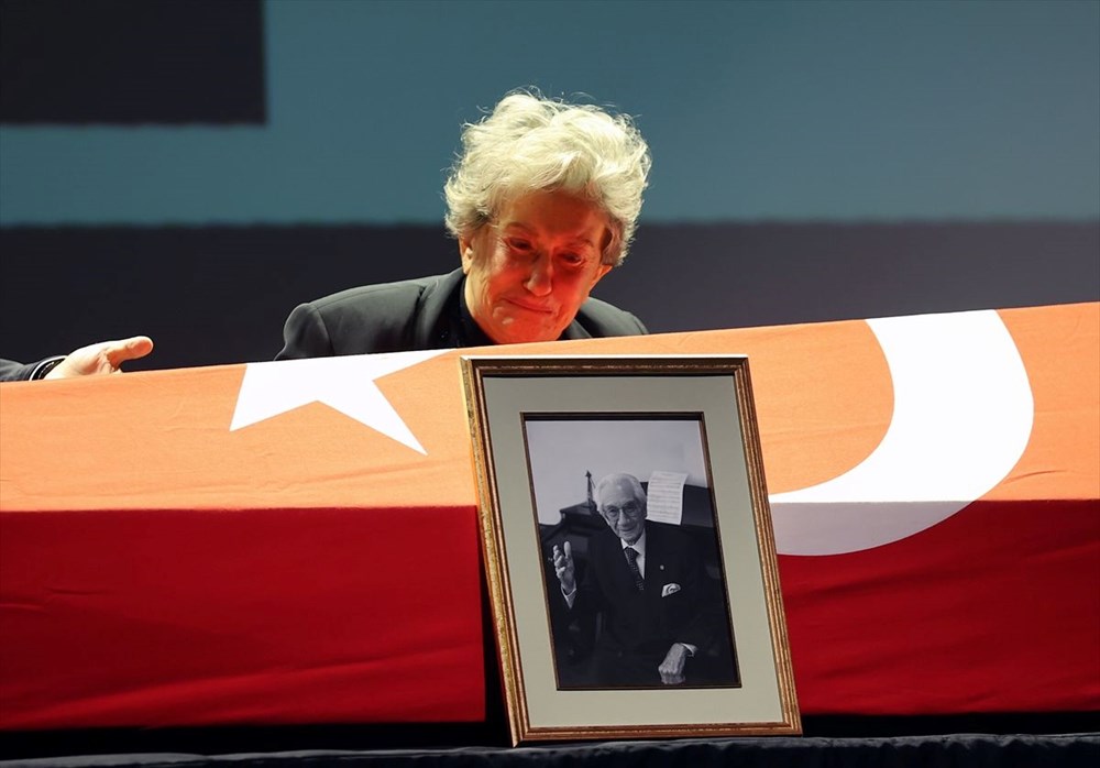 Sanatçı Prof. Dr. Alaeddin Yavaşca'ya veda - 1