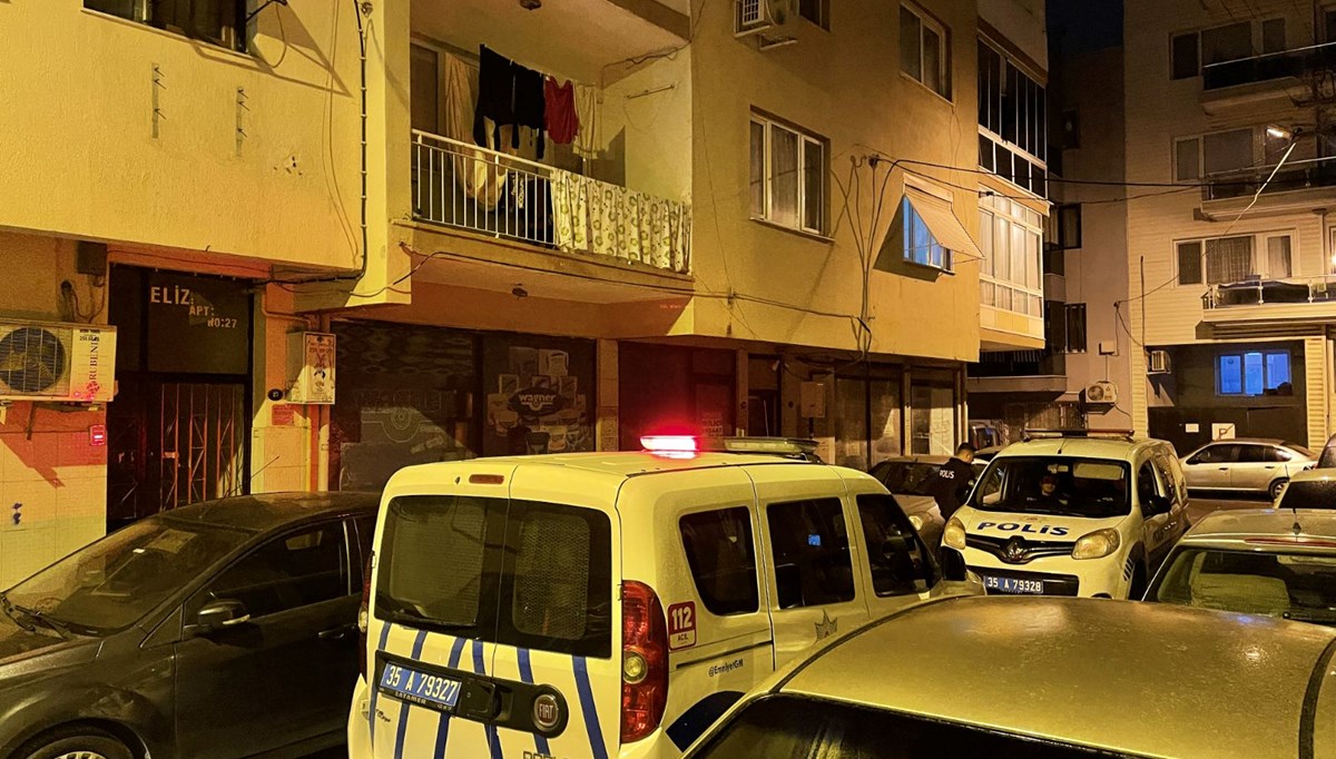 İzmir'de oğlunun kalbinden bıçakladığı kadın hayatını kaybetti