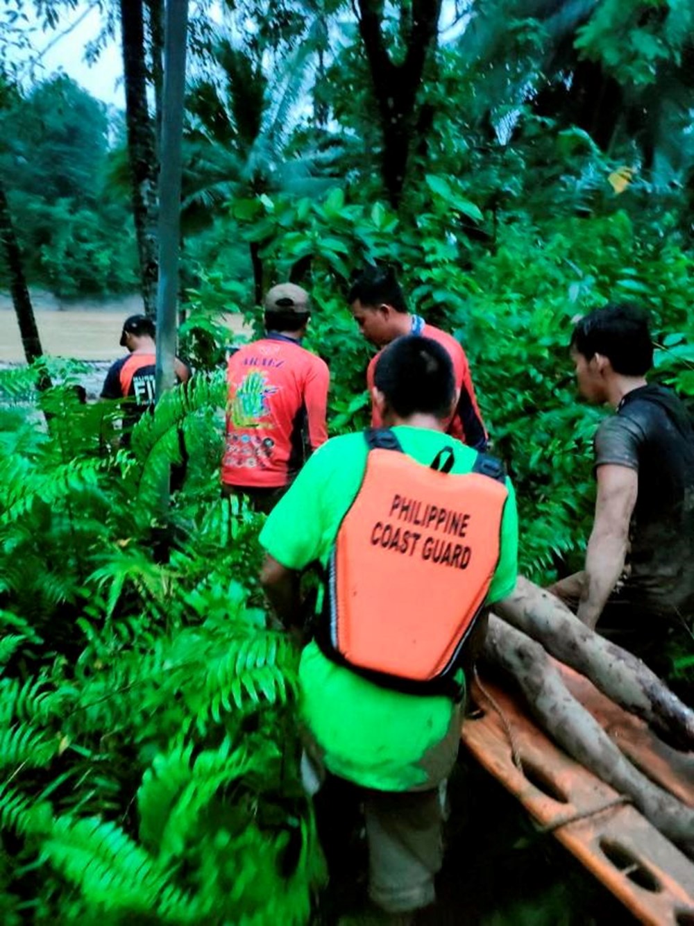 Tropikal Megi Kasırgası Filipinler'i vurdu: En az 42 ölü - 4