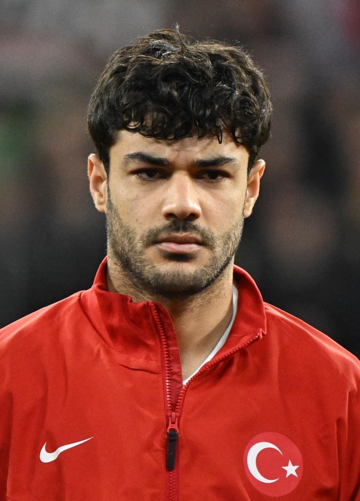 Ozan Kabak, A Milli Takım formasıyla seremonide