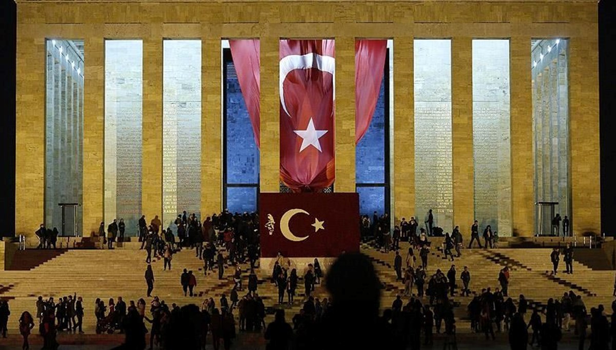 10 Kasım resmi tatil mi? 10 Kasım bu yıl hangi güne denk geliyor? 10 Kasım resmi tatil mi? 10 Kasım bu yıl hangi güne denk geliyor?