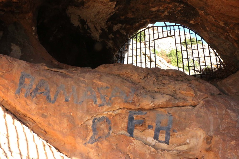 Palanlı Mağarası defineciler tarafından tahrip edildi - 4