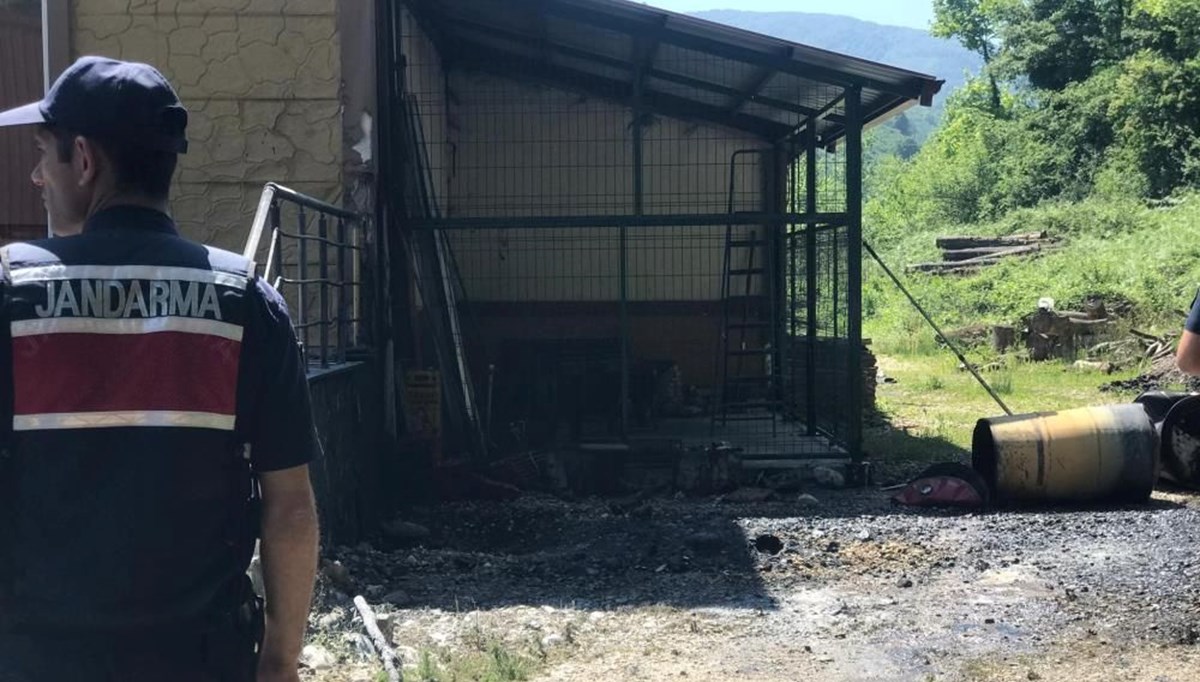 Sakarya’da boya dolu varil patladı: 3 işçi yaralı