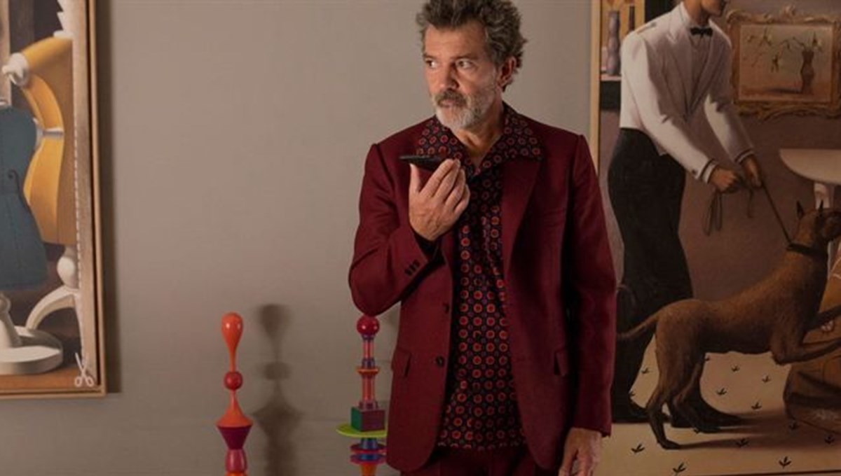 Antonio Banderas The Monster of Florence dizisinin başrolünde