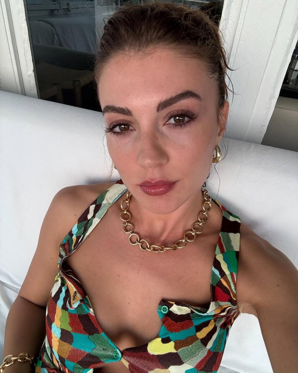 Burcu Özberk'ten