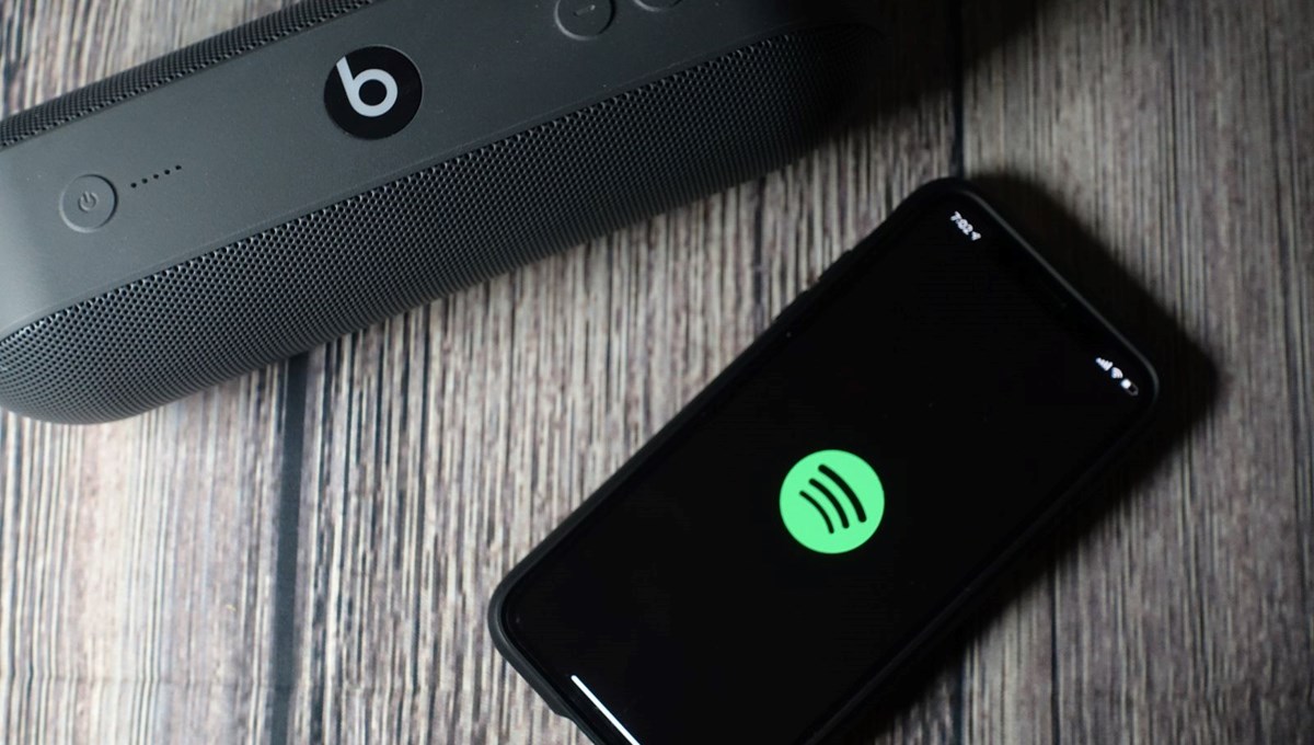 Spotify yeni özelliğini test ediyor: YouTube'a rakip olacak