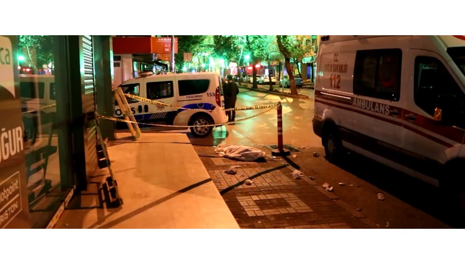 Kilitlendiği evin balkonundan kaçmaya çalışan genç kız öldü