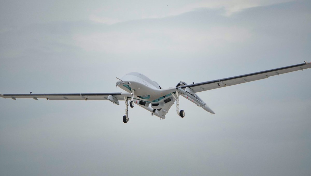 Bayraktar TB3'ten süpersonik füzeyle yine tam isabet