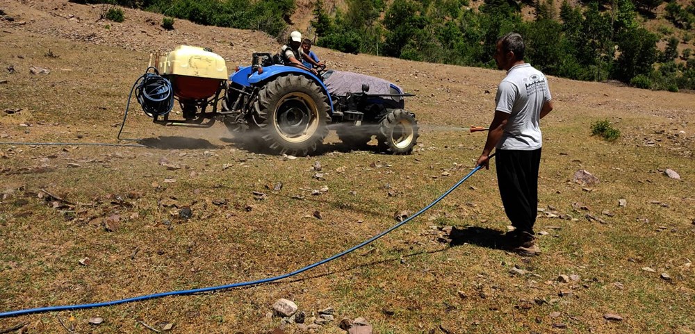 Gaziantep'te çekirge istilasına karşı mücadele - 2