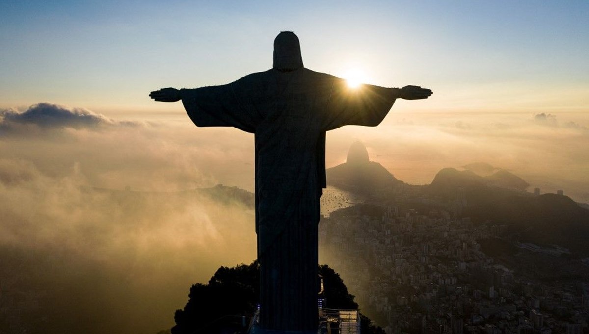 Brezilya'da yeni İsa heykeli inşa ediliyor