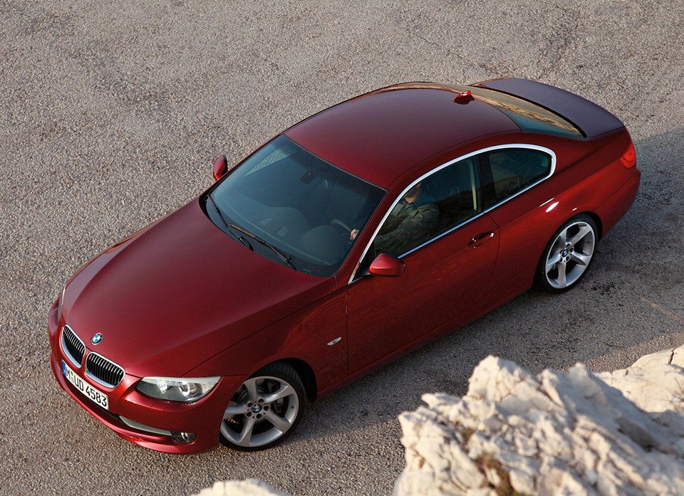 BMW 3 Serisi coupe ve üstü açık modelleri yeni yılda daha verimli - 2
