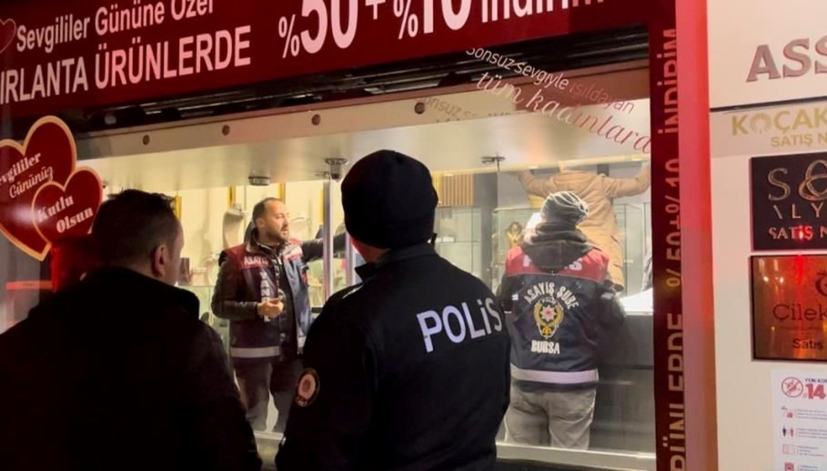 Kuyumcudan kar payı vaadi: 15 kişi dolandırıldı Kuyumcudan kar payı vaadi: 15 kişi dolandırıldı