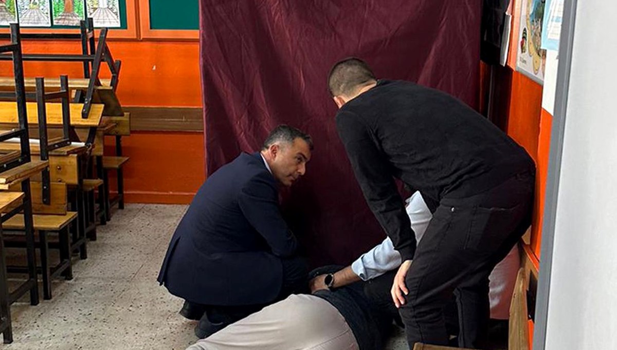 Sandık başında epilepsi nöbeti geçirdi, ilk müdahaleyi doktor başkan adayı yaptı Sandık başında epilepsi nöbeti geçirdi, ilk müdahaleyi doktor başkan adayı yaptı
