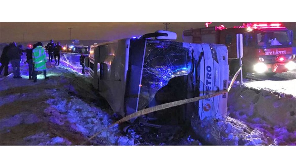 bayburt ta yolcu otobusu sarampole