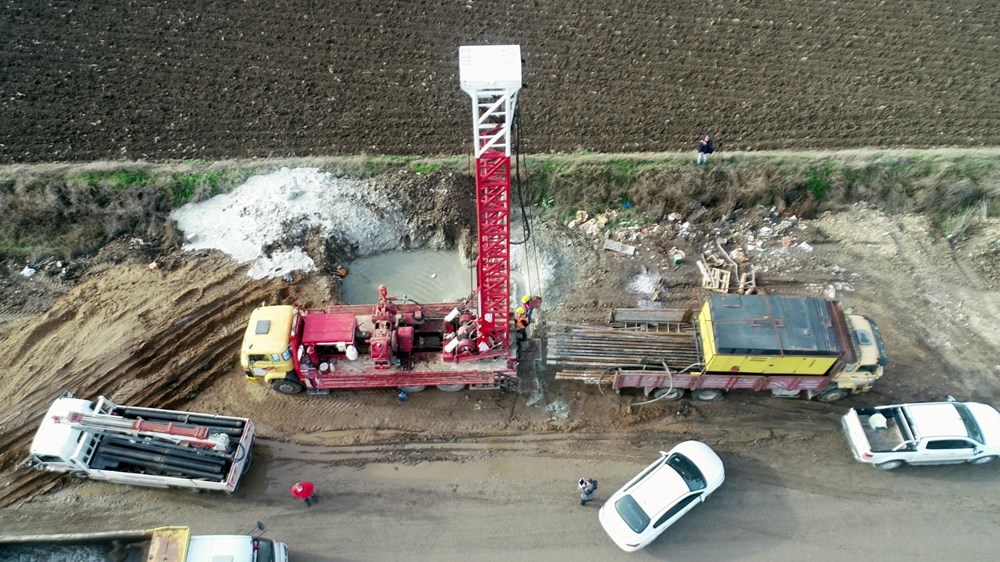 Edirne'de içme suyu için kuyular açılıyor: 15 metreden çıkan su, 95 metreden çıkıyor - 3