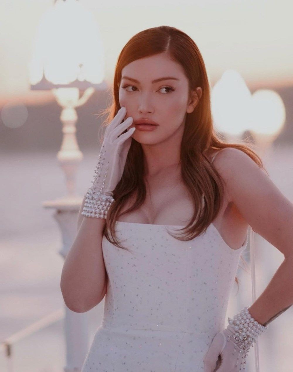 Çakal ve Ala Tokel'den Danla Bilic'e takviye | Ünlü fenomen darp fotoğrafını paylaştı 72 2oTX0SrvmkmHVEer58jXSQ