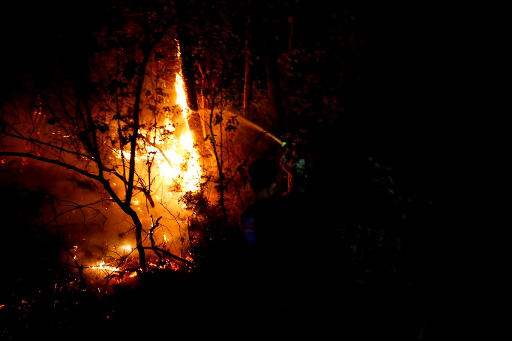 Turizm cenneti Kemer'de orman yangını - 15